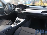 tweedehands BMW 320 320 i Business Line Navi / Clima / LMV / Cruise