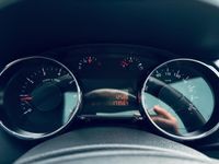 tweedehands Peugeot 3008 1.6 VTi Active Airco Cruise Navi Pano Trekhaak