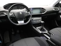 tweedehands Peugeot 308 SW 1.2 PureTech Blue Lease Executive 110 PK | Handgeschakeld | Parkeersensoren | Trekhaak | Panorama Dak | Navigatie | USB | Cruise Control