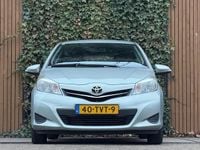 Occasion Toyota Yaris 99 PK (72 kW) 2012 Grijs Hatchback