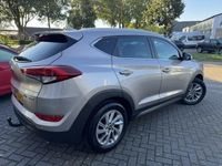 Occasion Hyundai Tucson Comfort 132 PK (97 kW) 2016 Grijs SUV