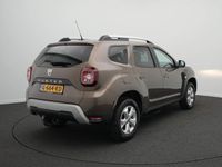 tweedehands Dacia Duster SCe 115 4x2 - All seasonbanden - Trekhaak