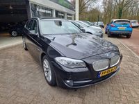 tweedehands BMW 528 5-SERIE Touring i High Executive 2E EIGENAAR|BOMVOLLE NL AUTO|PANO DAK|LEDER|NAVI