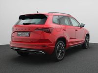 tweedehands Skoda Karoq 1.5 TSI ACT Sportline 150PK DSG Facelift, Achteruitrijcamera, virtual pedal, winterpakket Plus, keyless, alarm, 18'' lichtmetaal