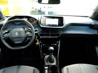 tweedehands Peugeot 2008 1.2 Puretech 100pk Allure Navigatie Park Sensoren Carplay Climate Control