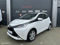 tweedehands Toyota Aygo 1.0 VVT-i x-play✓Airco ✓Navi ✓Cruise ✓Nw APK