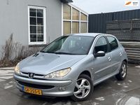 Occasion Peugeot 206 Griffe 109 PK (80 kW) 2006 Grijs Hatchback