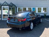 tweedehands BMW 330 3-SERIE dA M-SPORT (LCI) ** LED, LIVE COCKP.+, COGNAC LEDER, SCHUIF/ KANTEL, ACC, TREKH, MEMORY ** 1e EIG - ex -AG ** ** INFORMEER OOK NAAR ONZE AANTREKKELIJKE FINANCIAL-LEASE TARIEVEN **