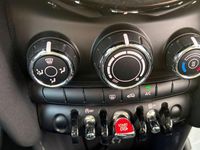 Occasion Mini Cooper Business 136 PK (100 kW) 2016 Wit Hatchback