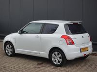 Occasion Suzuki Swift 93 PK (68 kW) 2009 Wit (metallic) Hatchback