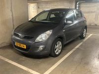 Occasion Hyundai i20 Edition 77 PK (56 kW) 2012 Grijs (metallic) Hatchback