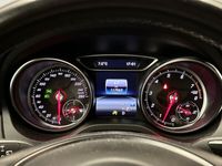 tweedehands Mercedes GLA180 Premium Plus | Automaat | Stoelverwarming | Leder\Stof | Navigatie | AGR Stoelen | Parkeersensoren | Bluetooth |