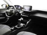 tweedehands Peugeot 208 1.2 PureTech Allure | Cruise control | Climat control | Lichtmetalen velgen | Électric ramen | Navigatie | Parkeersensoren achter