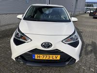 tweedehands Toyota Aygo 1.0 VVT-i x-play | Camara | Cruise control | 1ste eigenaar | NL auto!