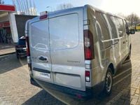 tweedehands Renault Trafic 2.0 dCi 110 T30 L2H1 Comfort Navigatie Cruise Control / OP VOORRAAD / NIEUW MODEL / NAVIGATIE / AIRCO / CRUISE CONTROL / PARKEER SENSOREN