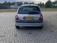 Occasion Renault Clio II Dynamique 75 PK (55 kW) 2002 Grijs Hatchback