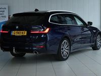 Occasion BMW 330 Executive 259 PK (190 kW) 2019 Blauw Stationwagen