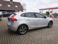 tweedehands Volvo V40 1.6 T2 Summum , Inclusief 12 mnd bovag garantie