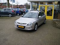 tweedehands Hyundai i30 CW 1.4i Blue Dynamic, Airco, Trekhaak!!!