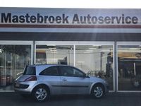Occasion Renault Mégane II Dynamique 112 PK (82 kW) 2006 Grijs Hatchback