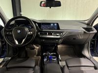 Occasion BMW 118 Sport Line 140 PK (102 kW) 2020 Blauw Hatchback