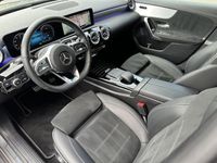 tweedehands Mercedes E250 A-KLASSEAMG Trekhaak | Sound System | Stoelverwarming | Night | Multispaak | Camera | Widescreen | Sfeerverlichting | DAB | Dealer Onderhouden | BTW
