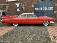 tweedehands Cadillac Coupé DeVille Coupe 59J rood wit