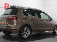 tweedehands VW Golf Sportsvan 1.4 TSI R-Line - Clima / Parksens. / Stuurbed. / S