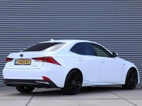 Occasion Lexus IS300h Sport Line 223 PK (164 kW) 2017 Wit Sedan