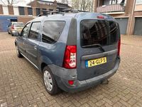 tweedehands Dacia Logan 1.6-16V Lauréate 7p.