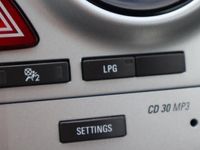 tweedehands Opel Corsa 1.2 EcoFlex Anniversay Edition LPG Airco, Foto's v