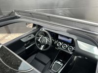 tweedehands Mercedes B180 Luxury Line | Panoramadak | 360° Camera | Sfeerver