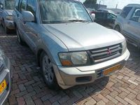 tweedehands Mitsubishi Pajero 3.2 Di-D GLS Long Body - Airco - Trekhaak - Schade