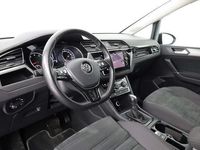 tweedehands VW Touran 1.5 7 pers. TSI 150PK DSG Comfortline Business | Camera | 7-persoons | Stoelverwarming | Trekhaak | 18 inch