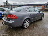 tweedehands Kia Magentis 2.7 V6 X-clusive. Automaat.