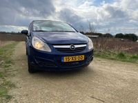 tweedehands Opel Corsa 1.2-16V Essentia