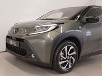tweedehands Toyota Aygo X 1.0 VVT-i S-CVT envy | PDC voor + achter | Apple Carplay & Android Auto | Stoelverwarming | Navi | Draadloos laden | LED koplampen |