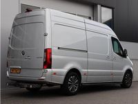 tweedehands Mercedes Sprinter 319 3.0 CDI L2H2 V6 190pk LED | 360 camera | 3.5t Trekgewicht