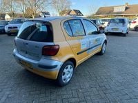 Occasion Toyota Yaris Terra 65 PK (47 kW) 2003 Grijs Hatchback