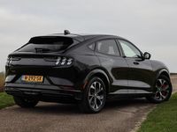 Occasion Ford Mustang Mach-E 275 kW (375 PK) 2021 Zwart SUV