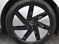 tweedehands Hyundai Ioniq 6 Lounge 77 kWh VAN € 59.990,- VOOR € 58.930,-