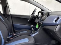 tweedehands Hyundai i10 1.0i i-Motion Comfort Plus / 1e Eigenaar / Dealer onderhouden / Climate Control / Bluetooth / Elektrische ramen voor+achter / Radio/CD/USB /