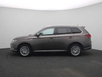 tweedehands Mitsubishi Outlander 2.4 PHEV Intense+ Automaat | Airco | Cruise Control | Navigatie | Achteruitkijkcamera | leren bekleding |