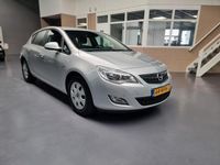 tweedehands Opel Astra 2.0 CDTi Edition AUTOMAAT 1E EIGENAAR NAVI BLUETOOTH NAP NL AUTO