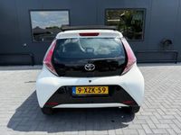Occasion Toyota Aygo X-wave 69 PK (50 kW) 2014 Wit Hatchback