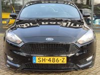 tweedehands Ford Focus Wagon 1.0 126pk ST-Line*navigatie*Airco*