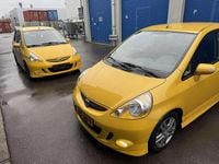Occasion Honda Jazz ES 83 PK (61 kW) 2007 Geel Hatchback