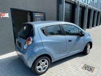 tweedehands Chevrolet Spark 1.0 benzine 5drs lage km NAP!