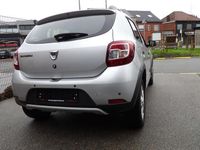 Occasion Dacia Sandero 90 PK (66 kW) 2016 Zilver Sedan