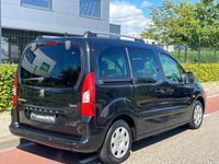 Occasion Peugeot Partner Tepee Style 120 PK (88 kW) 2011 Zwart MPV